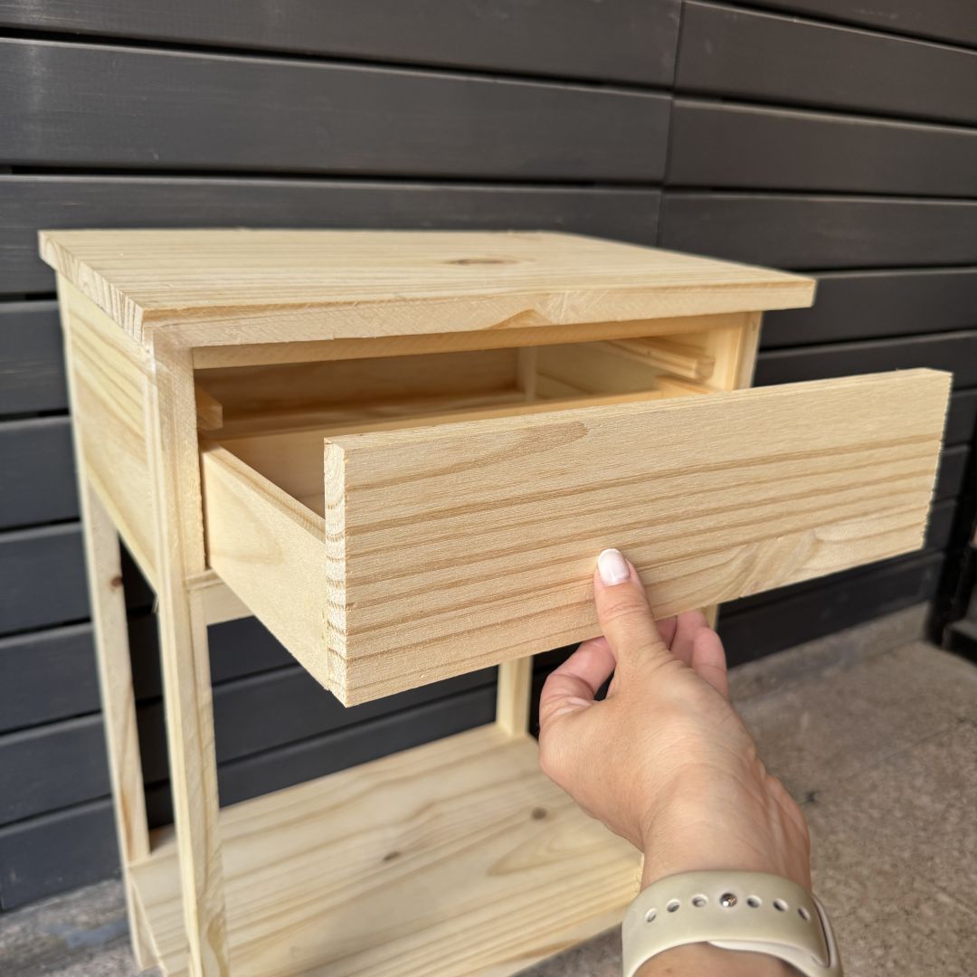 mesa-de-luz-1-cajon-pata-recta-35903