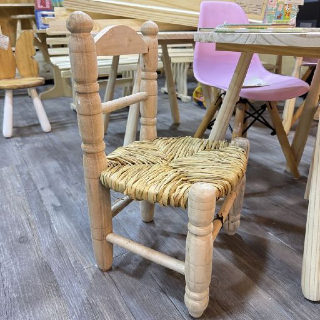 silla-infantil-empajada-sin-apoya-brazos-35951